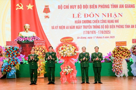 An Giang: BĐBP tỉnh đón nhận Huân chương Chiến công hạng Nhì và kỷ niệm 49 năm Ngày truyền thống đơn vị
