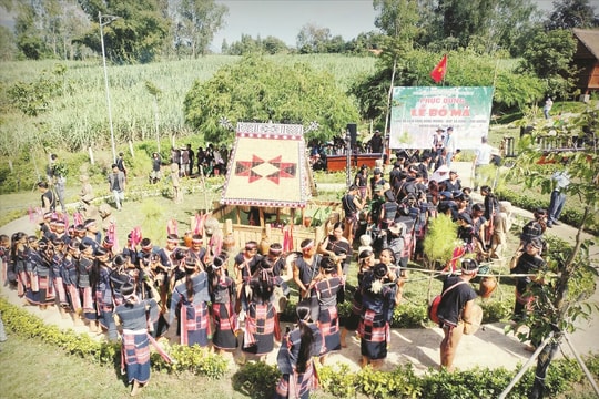 Đánh thức giấc mơ làng cổ