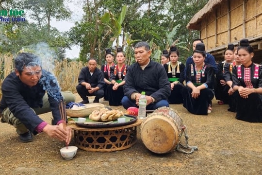 Lễ hội Pang Phoóng của dân tộc Kháng