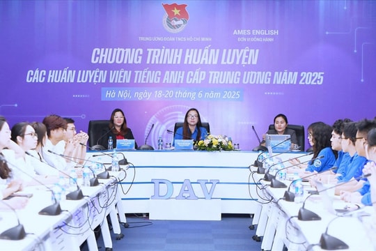 Khai mạc Chương trình tập huấn tình nguyện viên dạy tiếng Anh cấp Trung ương năm 2025