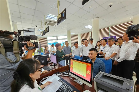 Bình Định ngày đầu tiên vận hành thử nghiệm chính quyền hai cấp