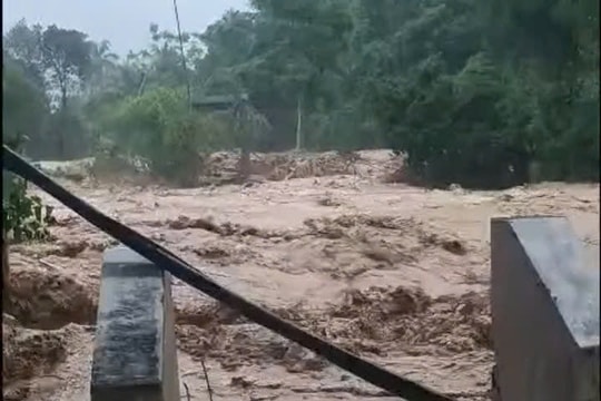 Bão số 3 làm 79 ngôi nhà bị tốc mái, hơn 100.000ha lúa ngập úng