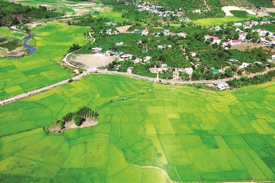 Những người "giữ lửa" buôn làng Tây nguyên