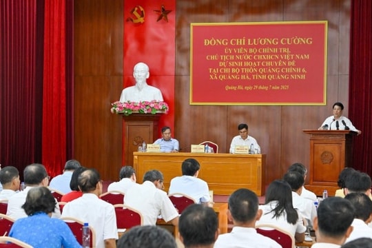 Chủ tịch nước Lương Cường dự sinh hoạt chi bộ thôn tại Quảng Ninh