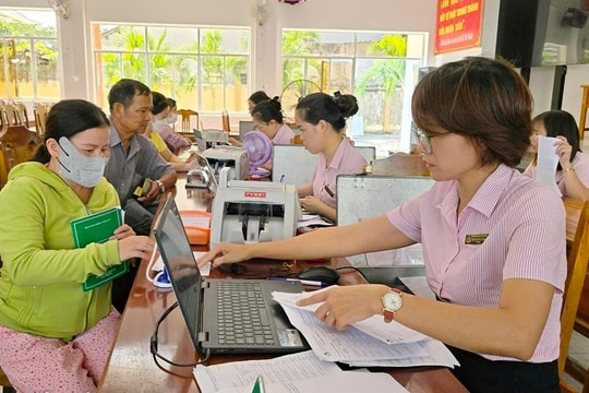 Đắk Lắk : "Phao cứu sinh” cho ngư dân làng biển