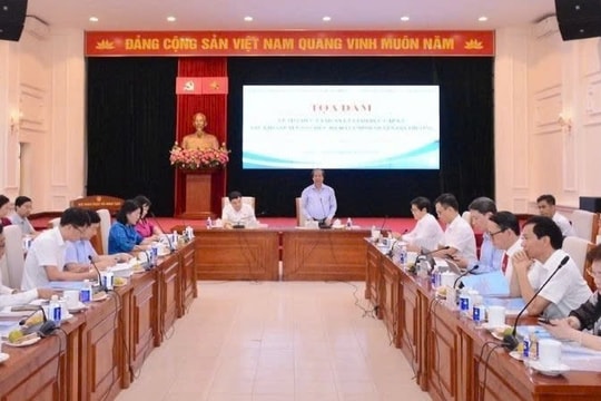 Những tác động của mô hình chính quyền địa phương hai cấp đến quản lý giáo dục