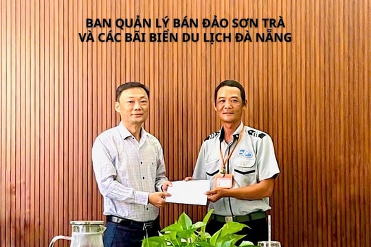 Đà Nẵng: Khen thưởng người tìm thấy nhẫn đính hôn của du khách nước ngoài đánh rơi ở bãi biển