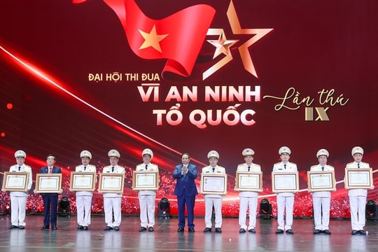Thủ tướng Phạm Minh Chính dự Đại hội Thi đua "Vì an ninh Tổ quốc" lần thứ IX