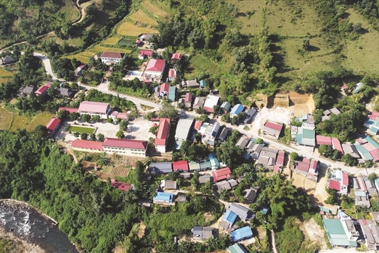 Củng cố cơ sở hạ tầng cho vùng đặc biệt khó khăn