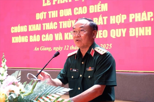 Bộ Quốc phòng phát động đợt thi đua cao điểm chống khai thác IUU