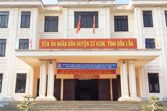Cựu thẩm phán bị bắt tạm giam để điều tra hành vi nhận hối lộ
