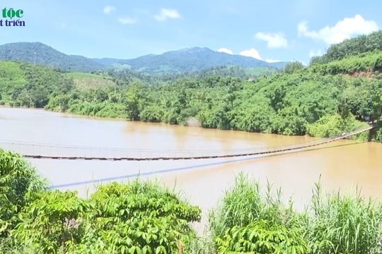 Nỗi lo từ những cây cầu treo dân sinh