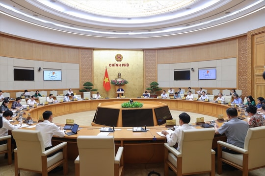 Thủ tướng Phạm Minh Chính chủ trì Hội nghị về vận hành chính quyền địa phương 2 cấp
