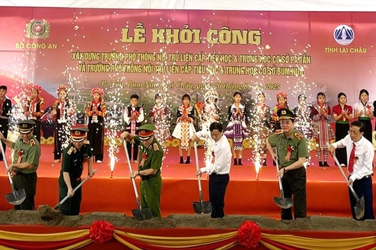 Xây dựng 2 công trình trường học trên xã biên giới Lai Châu