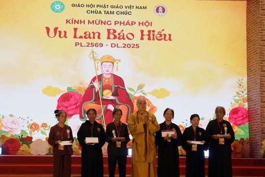 Lễ Vu lan báo hiếu tại chùa Tam Chúc: Tri ân cha mẹ, nghĩa non sông