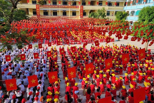 Thanh Hóa: Gần 900.000 học sinh nô nức bước vào năm học mới