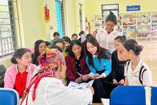 Tổ truyền thông cộng đồng - Chìa khóa thay đổi, thúc đẩy bình đẳng giới ở Trường Sơn