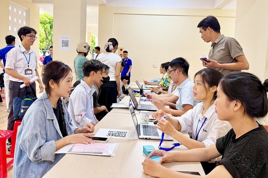 Hàng nghìn học sinh vùng DTTS Lào Cai đăng ký học nghề