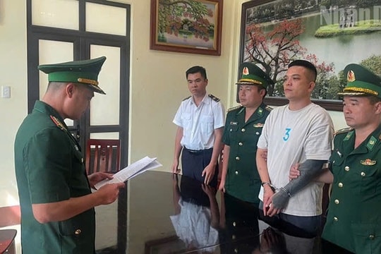 Đối tượng truy nã bị Bộ đội Biên phòng Sơn La bắt giữ khi nhập cảnh về Việt Nam