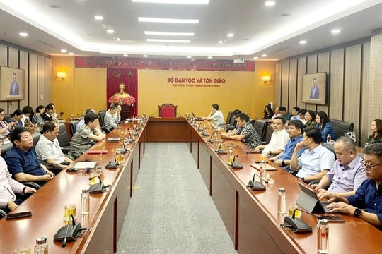 Đảng ủy Bộ Dân tộc và Tôn giáo:  Tham gia Hội nghị toàn quốc quán triệt triển khai thực hiện các Nghị quyết của Bộ Chính trị