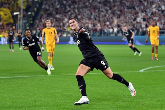 Juventus và Dortmund cống hiến “bữa tiệc bàn thắng” 8 bàn tại Champions League