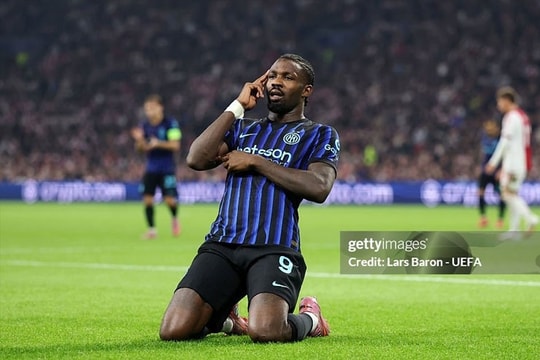 Champions League: Marcus Thuram lập cú đúp, Inter Milan hạ gục Ajax ngay tại Amsterdam