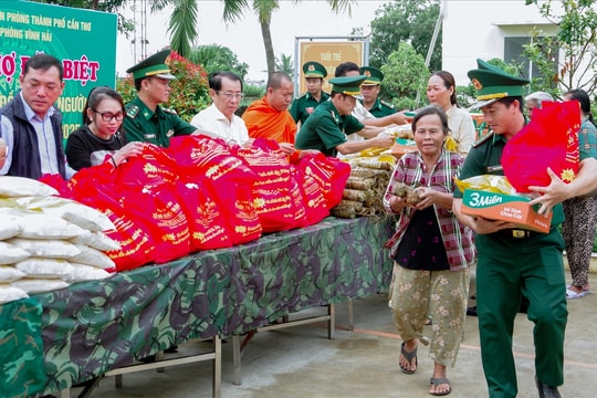 Tấm lòng sẻ chia, nghĩa tình sâu đậm của Bộ đội Biên phòng TP. Cần Thơ trong mùa Lễ Sene Dolta