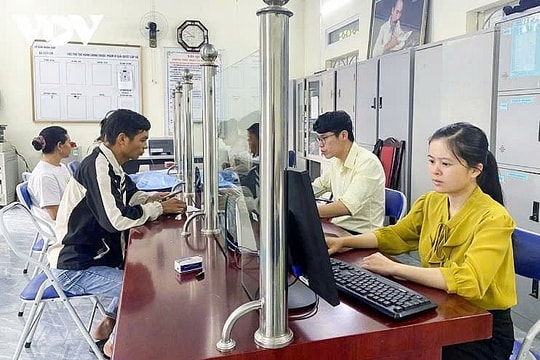 Thực hiện pháp luật về phân cấp, phân quyền, phân định thẩm quyền khi vận hành chính quyền địa phương 2 cấp