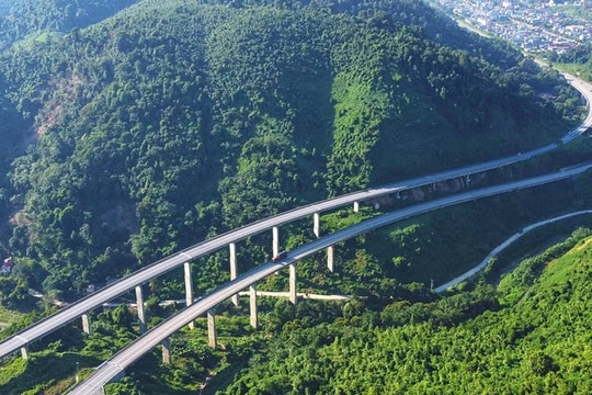 Chuẩn bị mở rộng đoạn Yên Bái - Lào Cai thuộc cao tốc Nội Bài - Lào Cai