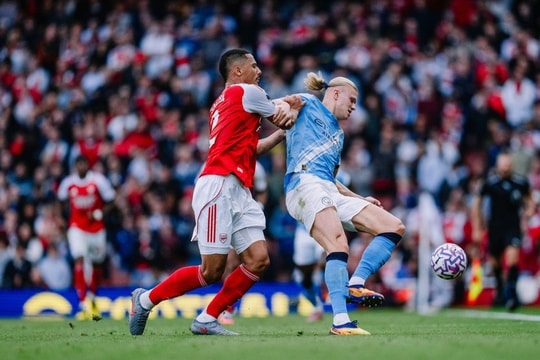 Vòng 5 Ngoại hạng Anh: Arsenal hòa kịch tính Manchester City nhờ bàn thắng ở phút bù giờ