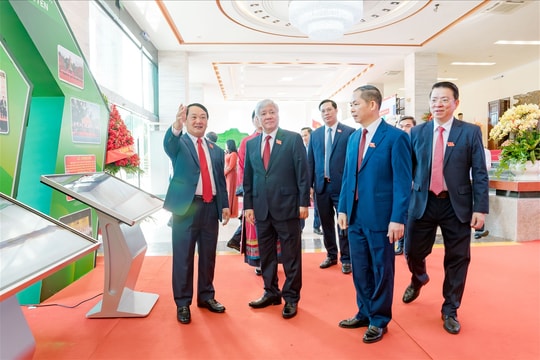 Hình ảnh ngày khai mạc Đại hội đại biểu Đảng bộ tỉnh Tuyên Quang lần thứ I