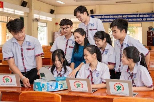 Giáo viên được hưởng lợi từ chính sách mới về dạy thêm giờ
