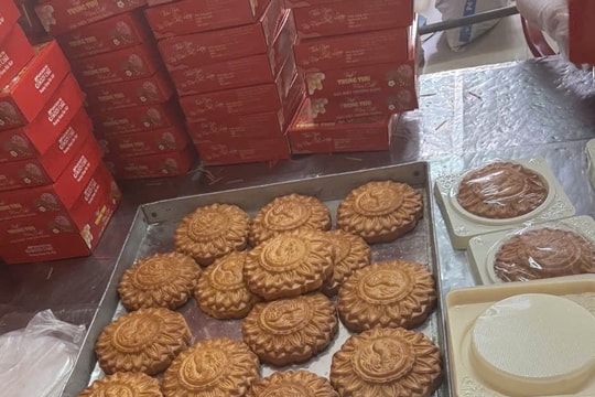 Đà Nẵng: Xử lý hàng loạt cơ sở bán bánh Trung thu hết hạn, không rõ nguồn gốc
