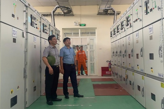 EVNNPC triển khai quyết liệt các phương án ứng phó bão số 10