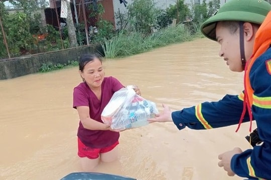 Nghĩa tình lan tỏa nơi vùng rốn lũ Nông Cống