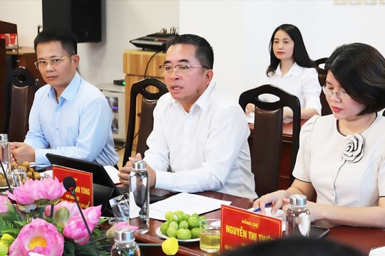 Đoàn công tác Campuchia tìm hiểu mô hình chuyển đổi số báo chí ở Quảng Ninh