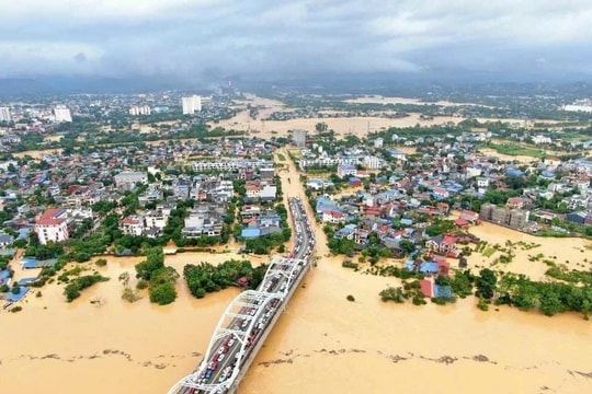Thái Nguyên: 4 người chết do mưa lũ, lực lượng chức năng xuyên đêm cứu trợ