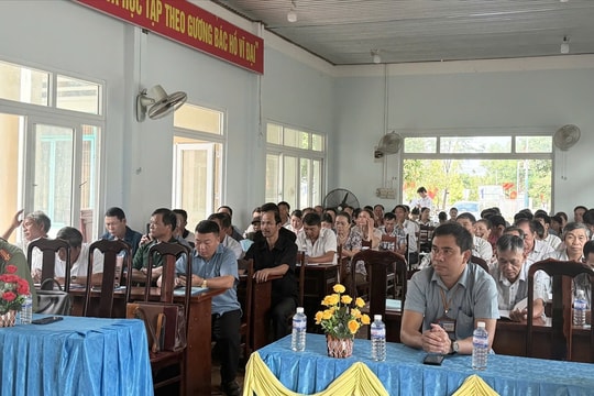 Nâng cao kiến thức pháp luật cho 150 người ở xã vùng sâu Ea Rốk