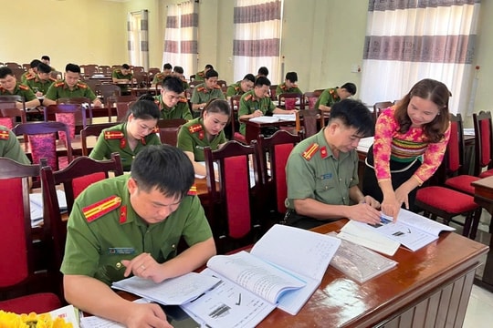 Bồi dưỡng tiếng Thái cho lực lượng Công an xã ở Thanh Hóa