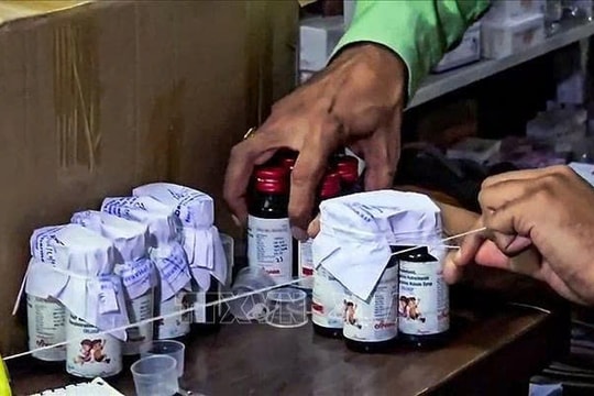 Cảnh báo đối với một số loại siro ho của Ấn Độ