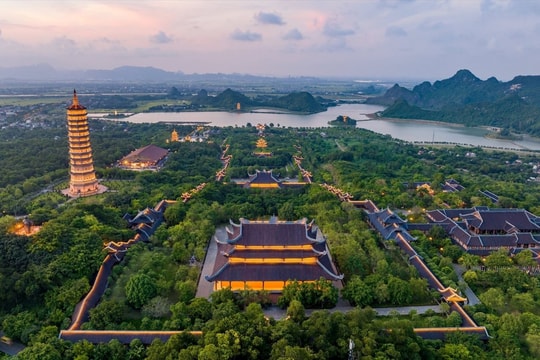 Ba danh thắng Ninh Bình vào Top điểm đến được yêu thích nhất thế giới