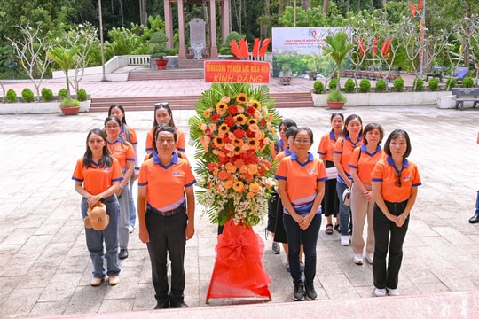 EVNSPC tổ chức chuỗi hoạt động 20/10:  Vững bước phụ nữ thời đại mới