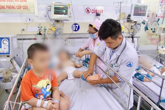 Mùa cao điểm bệnh tay chân miệng và cách phòng ngừa hiệu quả