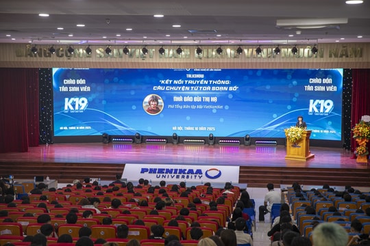 Đại học Phenikaa: 821 tân sinh viên khóa đầu tiên ngành Truyền thông Đa phương tiện được truyền cảm hứng về "Tương lai số"