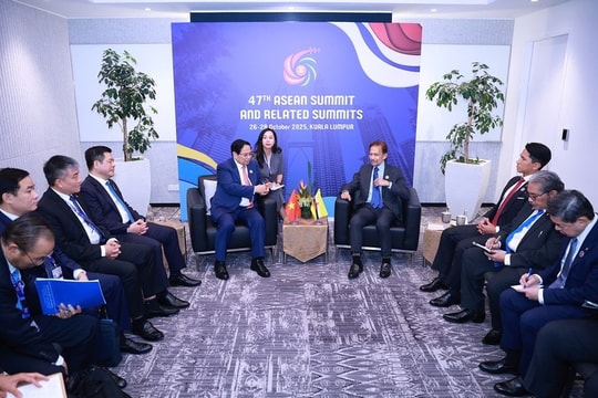 Thủ tướng đề nghị Brunei cấp thêm giấy phép đánh bắt cho các tàu cá Việt Nam