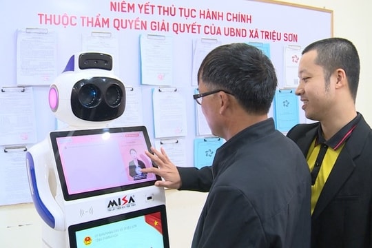 Thanh Hóa: Xã đầu tiên đưa Robot AI phục vụ hành chính công