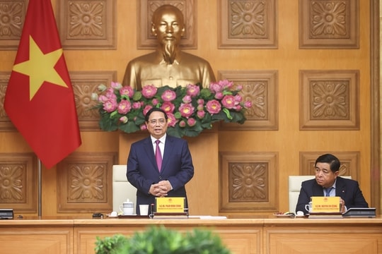 Thủ tướng: Việt Nam phấn đấu có nhà máy chip bán dẫn đầu tiên trong năm 2026