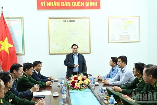 Thủ tướng Phạm Minh Chính thăm, làm việc với Đồn Biên phòng Yên Khương