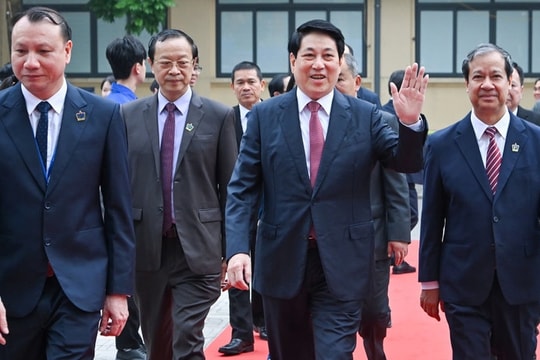 Chủ tịch nước Lương Cường dự Lễ kỷ niệm Ngày Nhà giáo Việt Nam và Đại hội Thi đua yêu nước ngành Giáo dục