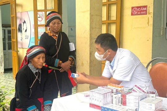 Tuyên Quang củng cố y tế cơ sở, từng bước xây dựng y tế thông minh